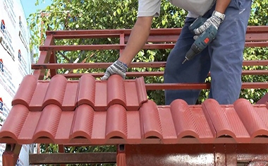 Kỹ thuật lợp ngói màu đơn giản cho ngôi nhà